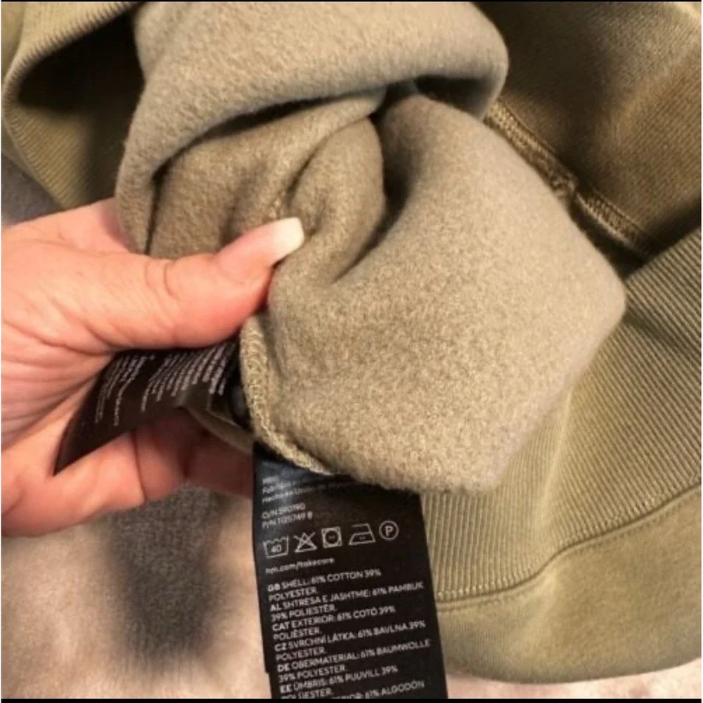 H&M Relaxed‎ Fit Sweatshirt Olive Green NWT